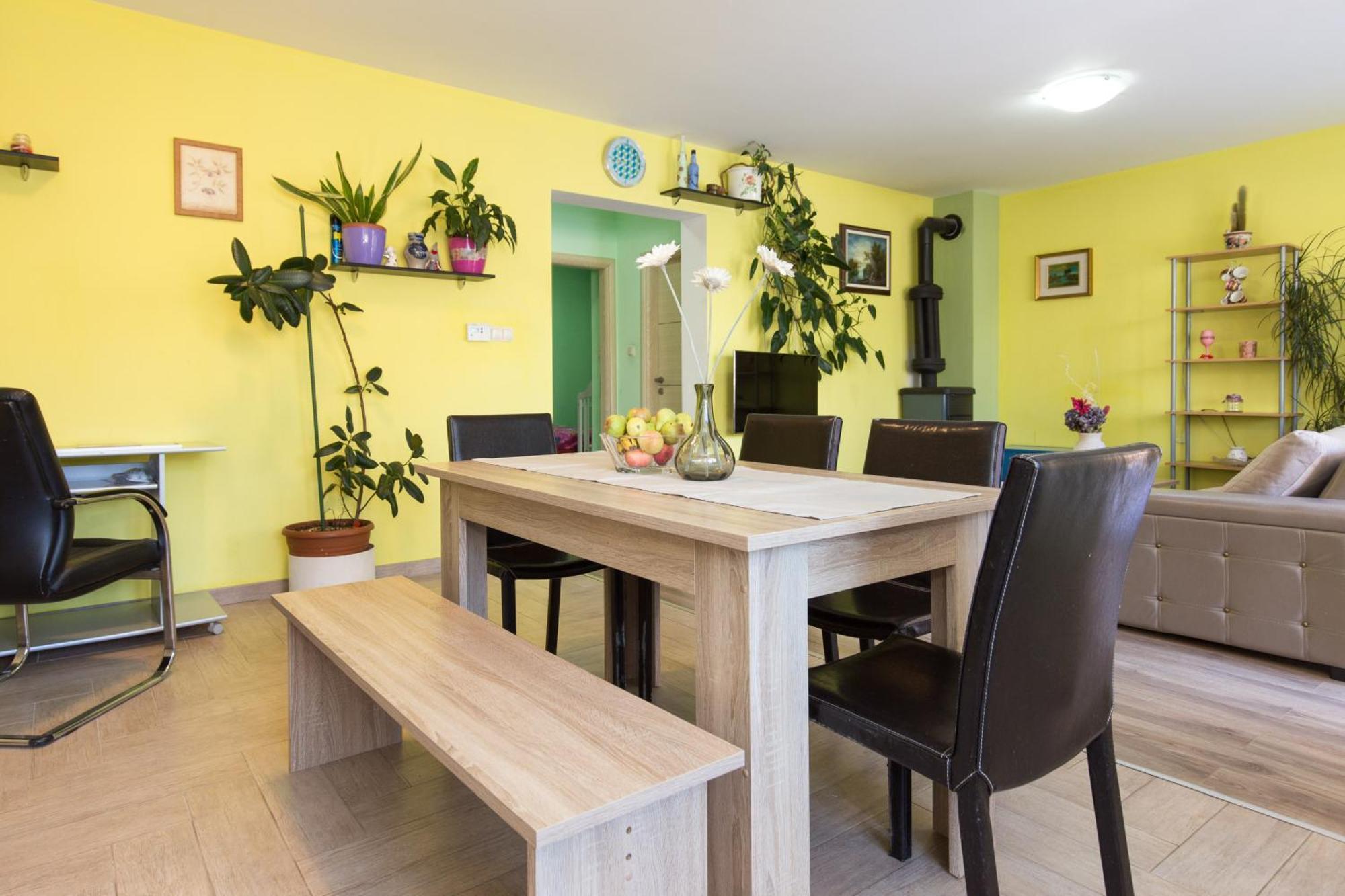 Mar Apartment *